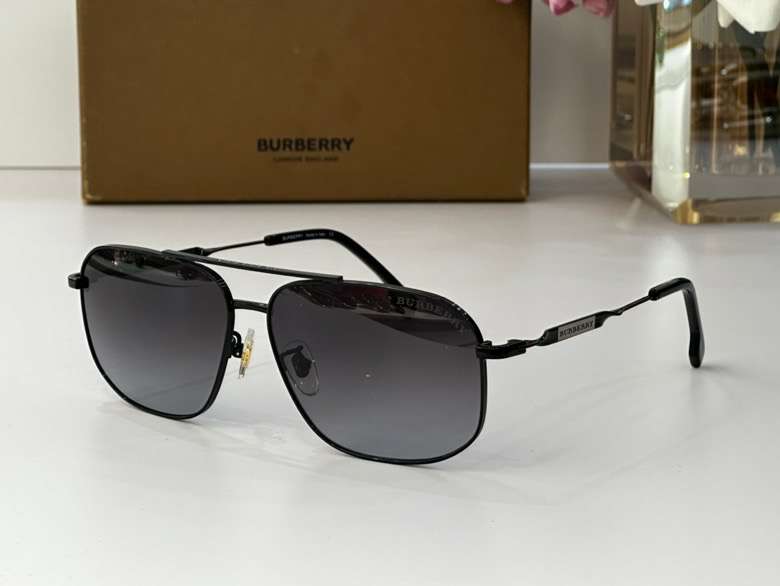 Picture of Burberry Sunglasses _SKUfw49887033fw